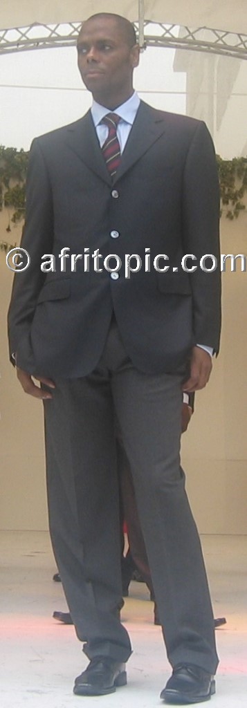 ../Images/krefash2 585b.jpg